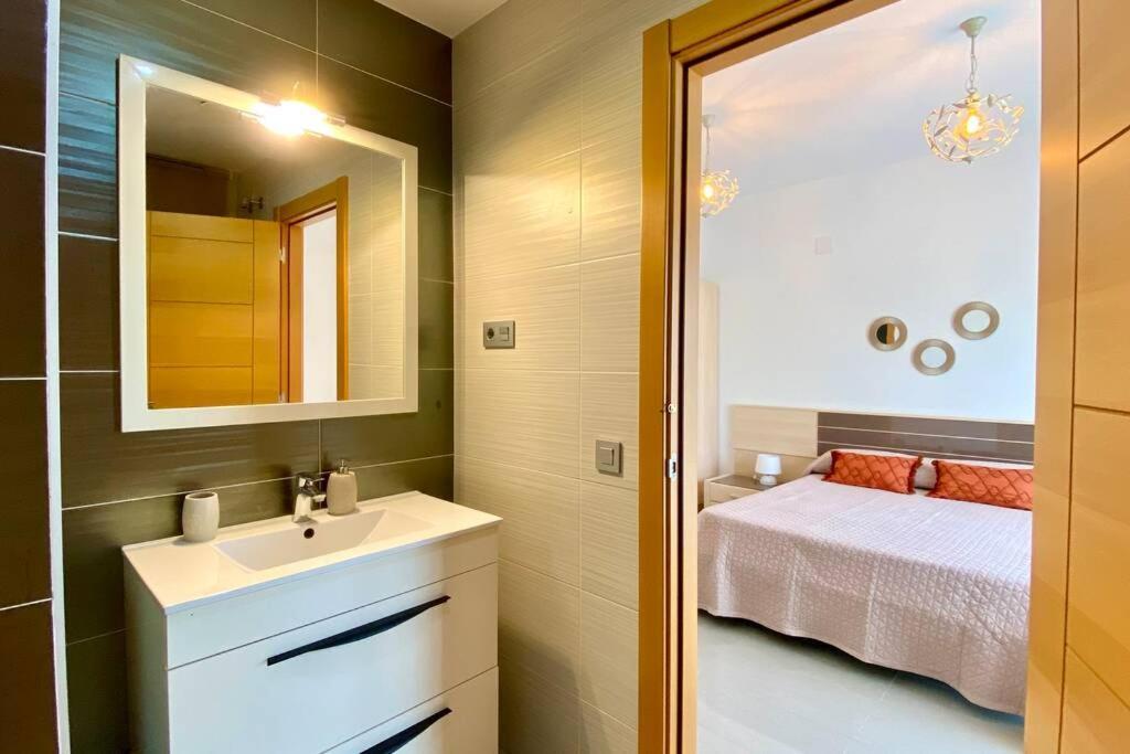Chalet Moderno Con Piscina En Mont - Roige Bahia Екстер'єр фото
